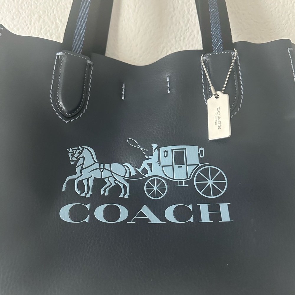 Leather limited edition COACH purse!
